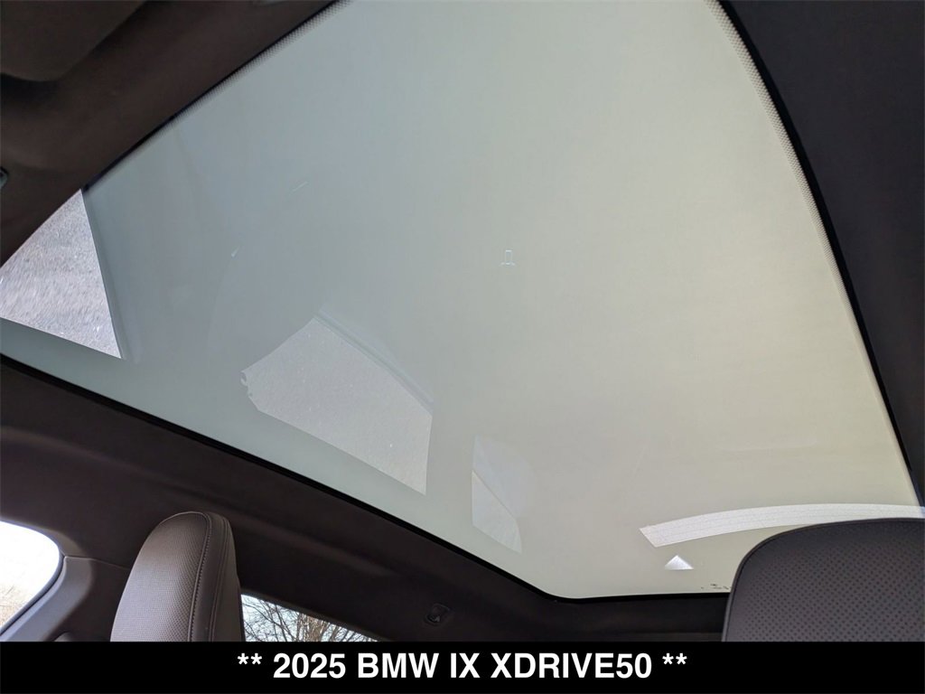 Used 2025 BMW iX xDrive50 image 14
