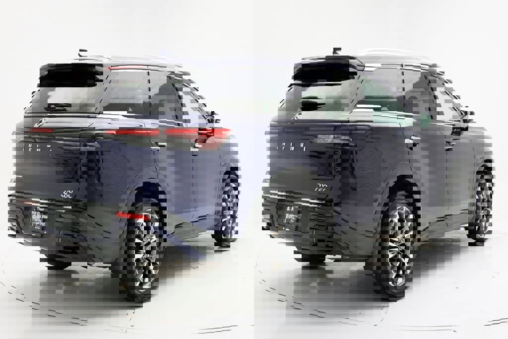 Used 2023 INFINITI QX60 Luxe w/ Performance Audio Package image 9