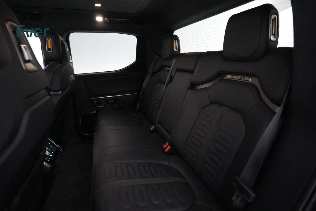 Used 2023 Rivian R1T Adventure Dual AWD/4WD image 22