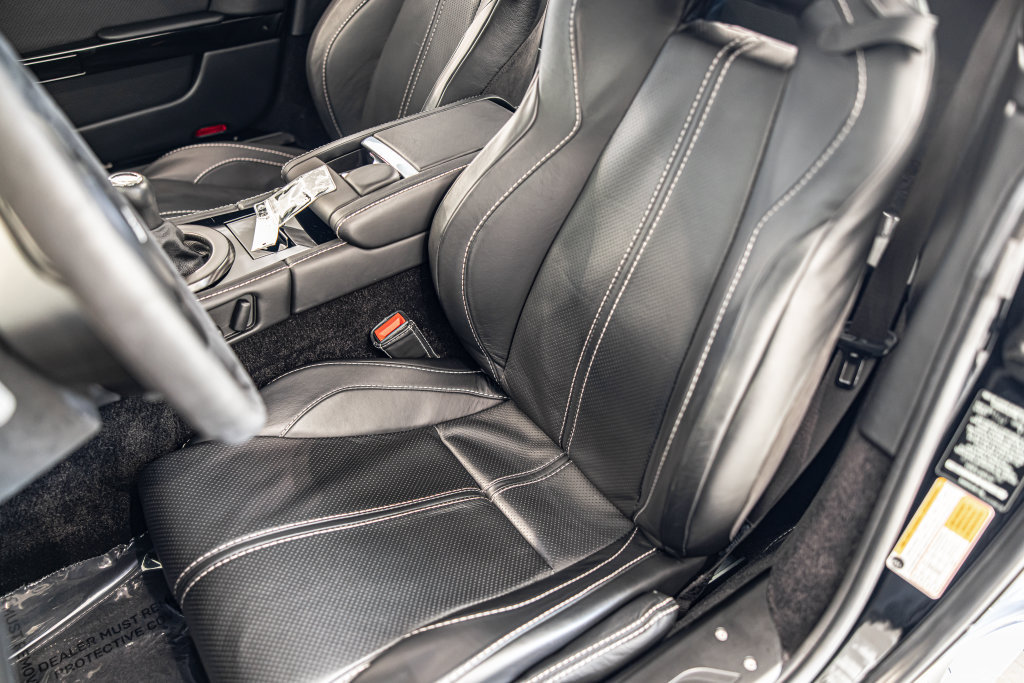 Used 2015 Aston Martin V8 Vantage GT RWD image 19