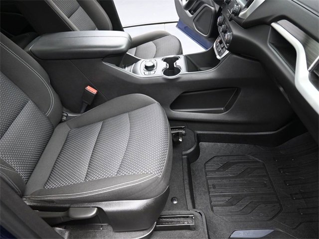 Used 2022 GMC Terrain SLE w/ Driver Convenience Package image 27