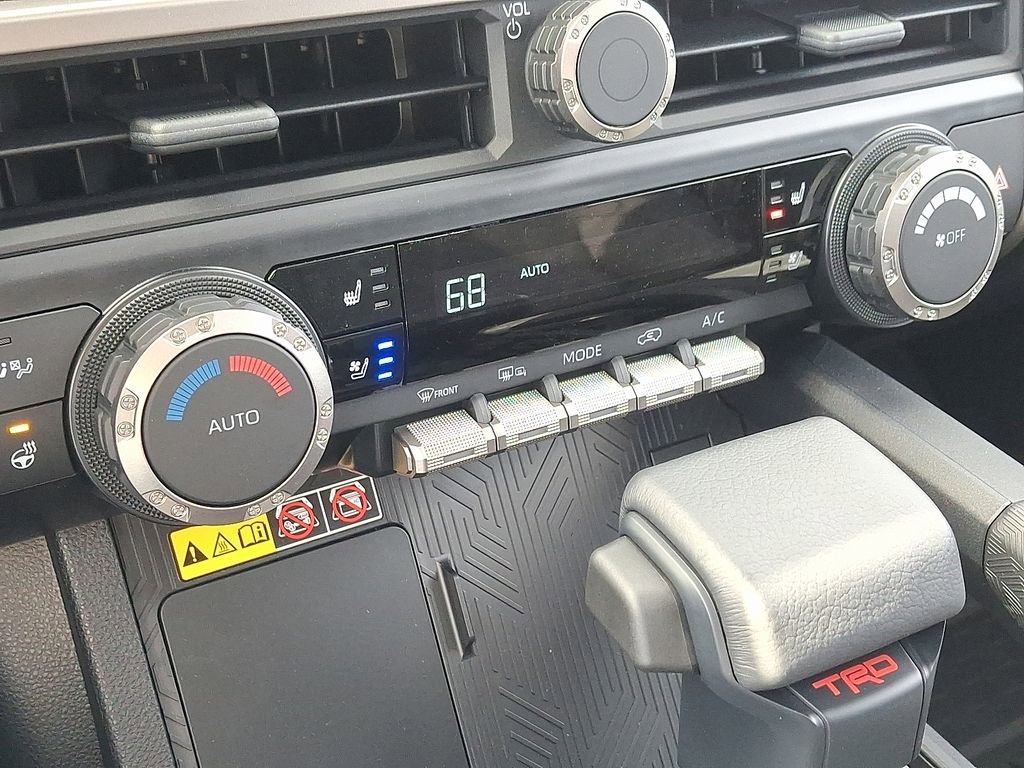 Used 2025 Toyota 4Runner TRD Off-Road Premium image 19