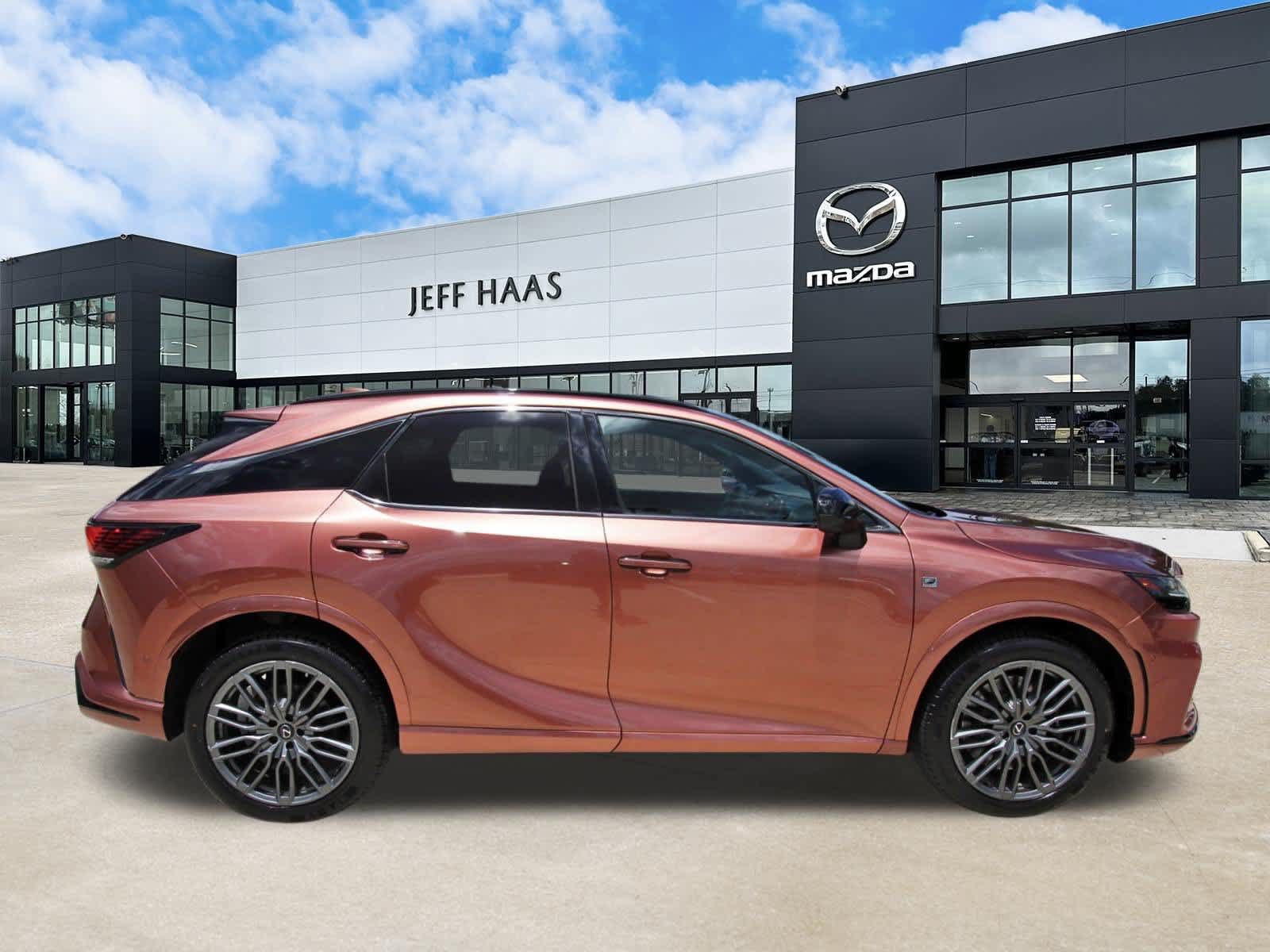 Used 2023 Lexus RX 500h F Sport w/ Accessory Package (Z1) AWD/4WD image 5