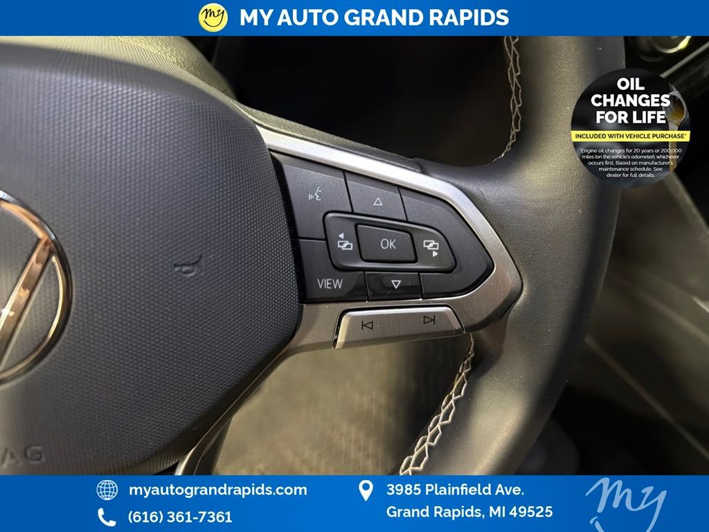 Used 2022 Volkswagen Atlas Cross Sport SE image 22