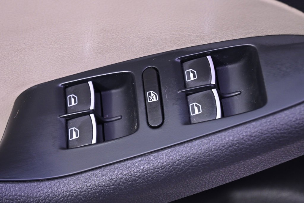 Used 2013 Volkswagen Jetta SE image 21