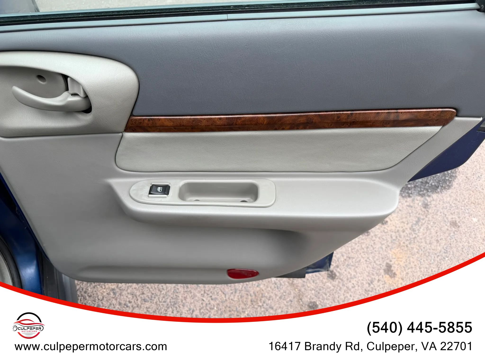 Used 2004 Chevrolet Impala w/ Preferred Equipment Group FWD image 14