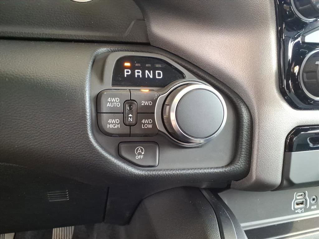 New 2026 RAM 1500 Big Horn AWD/4WD image 17