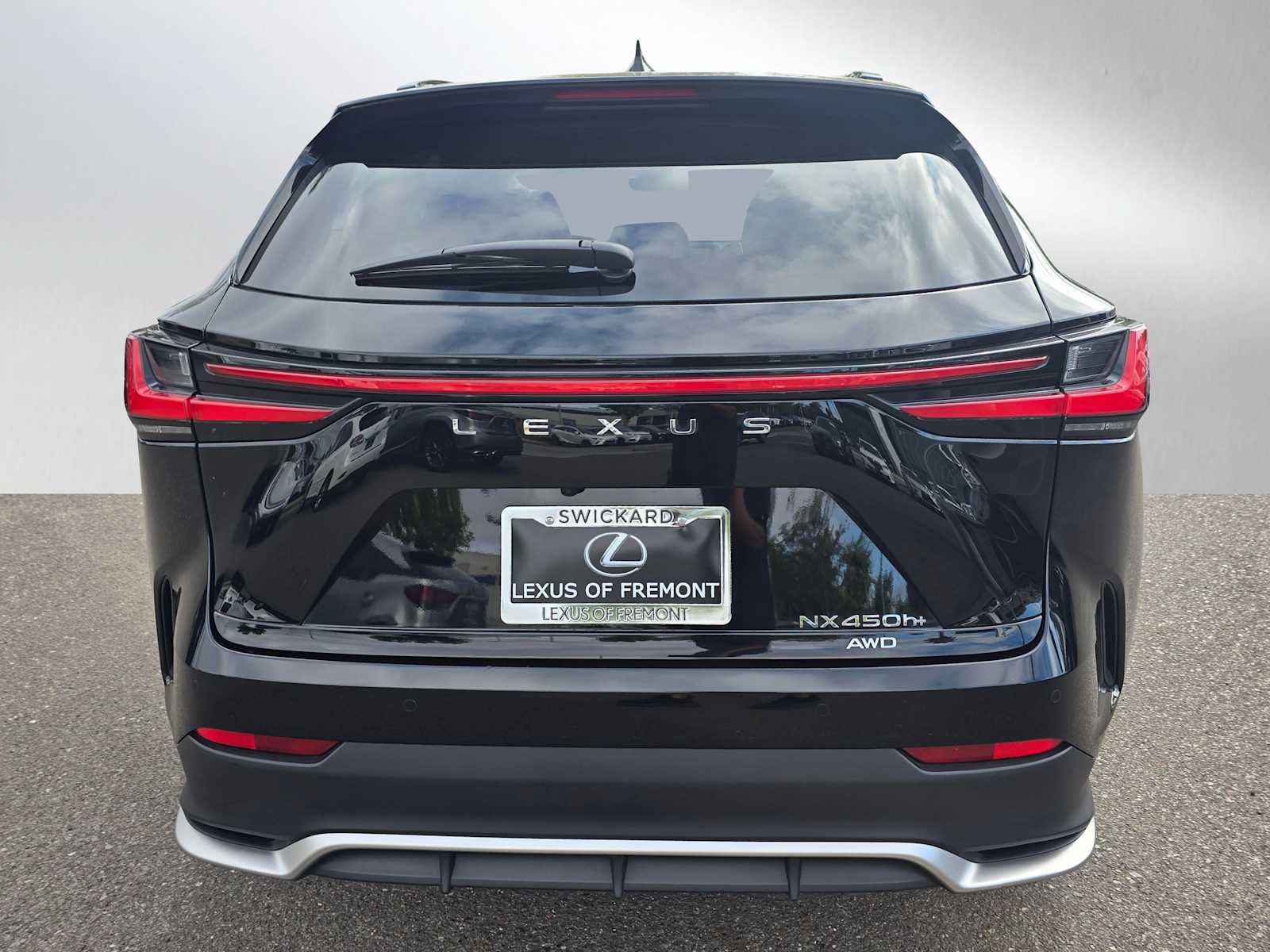 Used 2024 Lexus NX 450h+ F Sport image 6