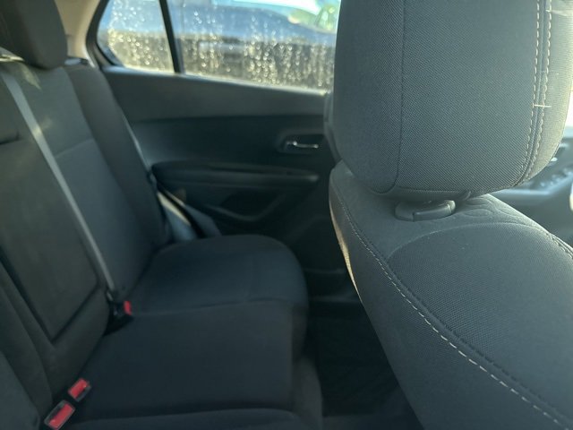 Used 2020 Chevrolet Trax LS w/ Tint and Cruise Package image 5