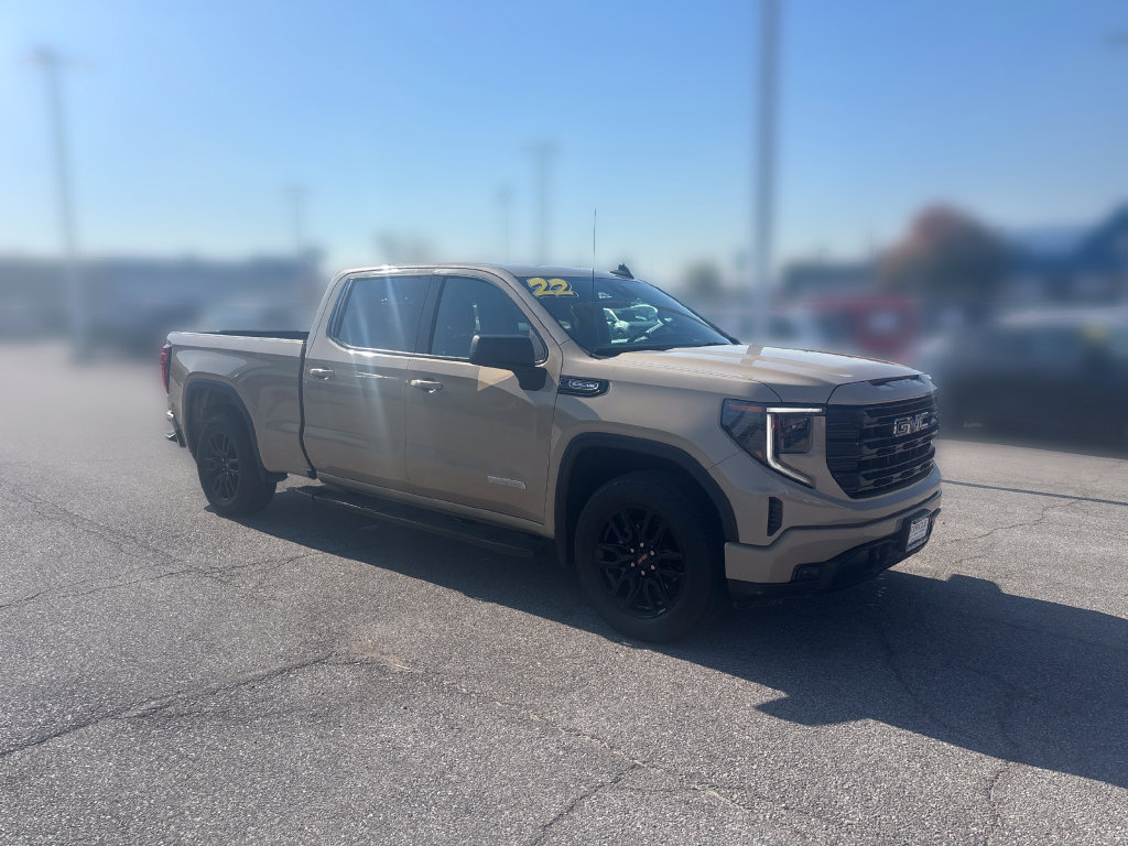 Used 2022 GMC Sierra 1500 Elevation w/ LPO, Elevation Black Package AWD/4WD image 10