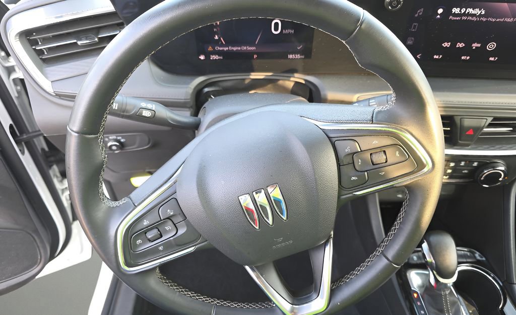 Used 2025 Buick Encore GX Preferred FWD image 7