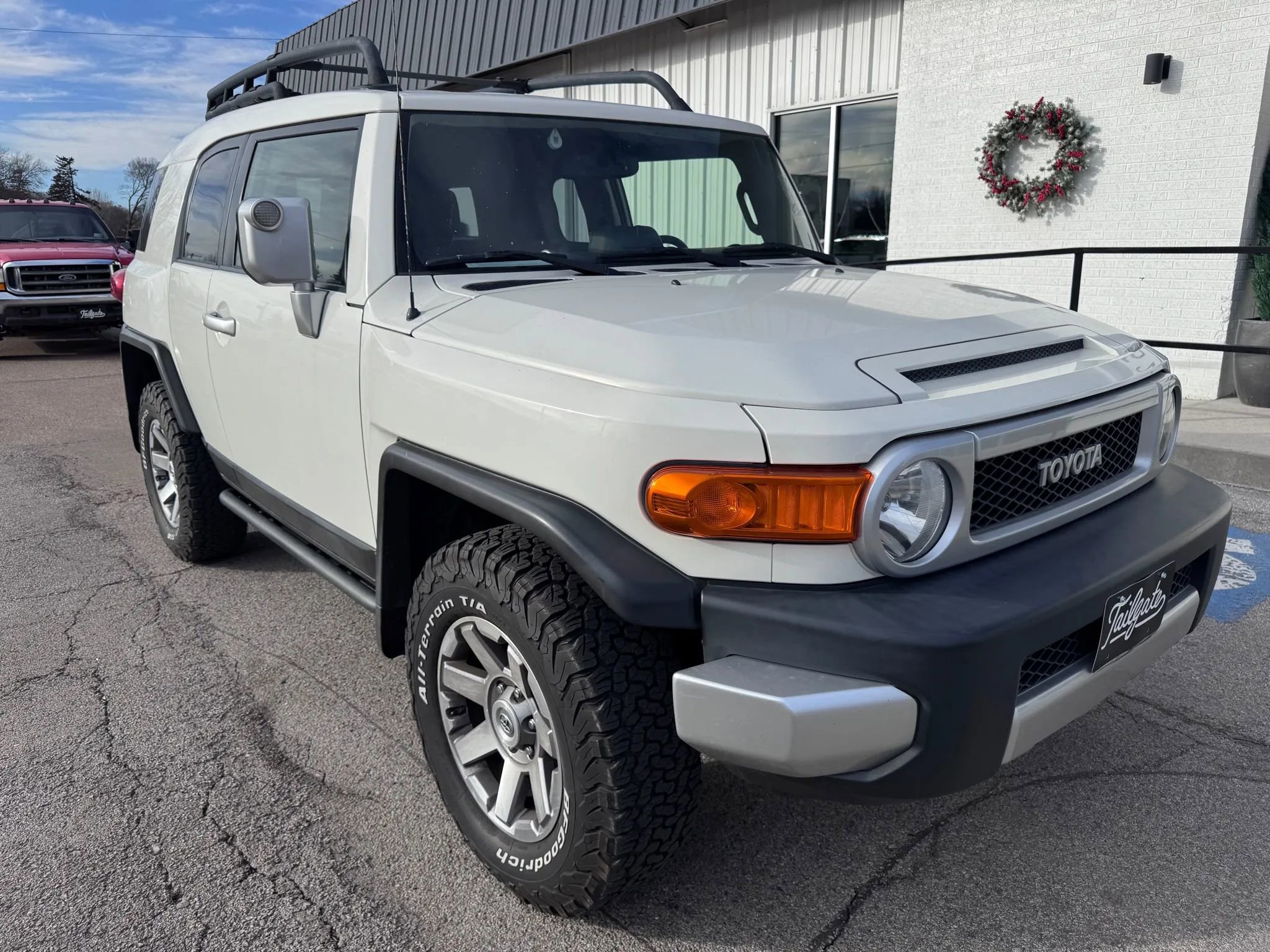 Used 2014 Toyota FJ Cruiser 4WD w/ Upgrade Package image 2