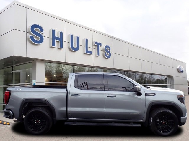 Used 2024 GMC Sierra 1500 Elevation w/ LPO, Elevation Black Package image 4