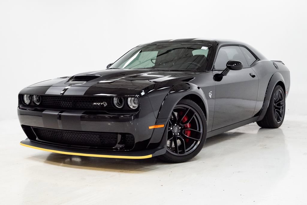 Used 2018 Dodge Challenger SRT Hellcat RWD image 1