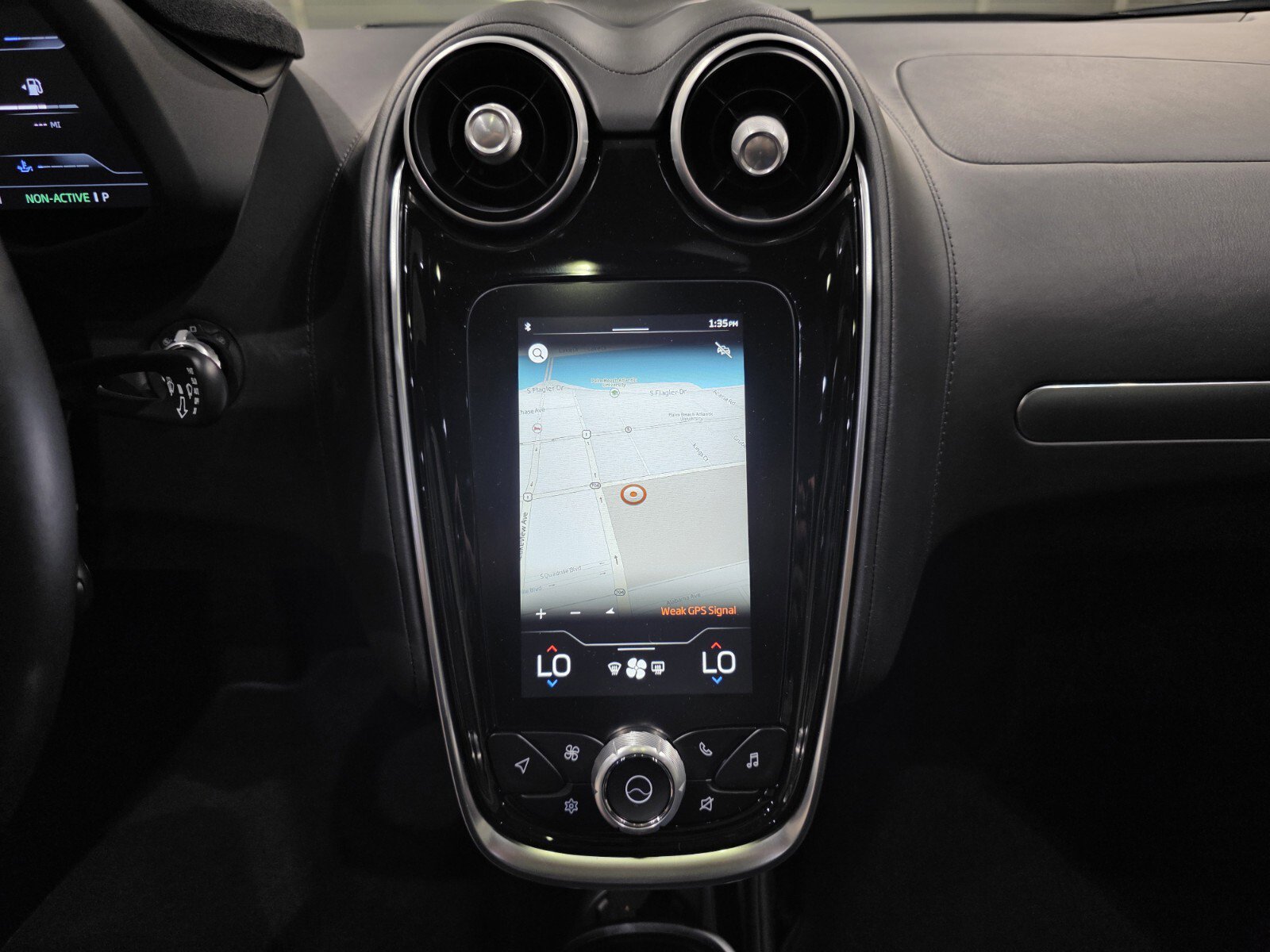 Used 2023 McLaren GT image 15