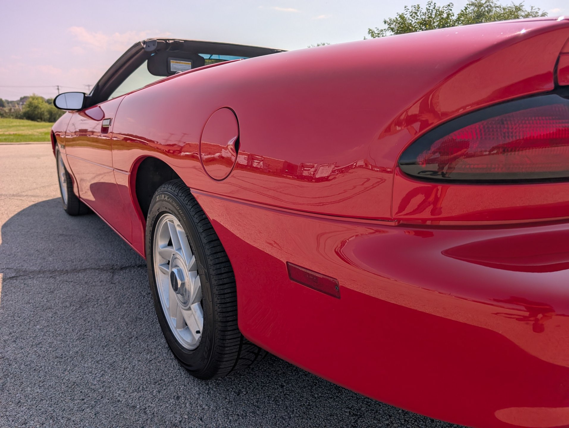 Used 1994 Chevrolet Camaro Z28 RWD image 38