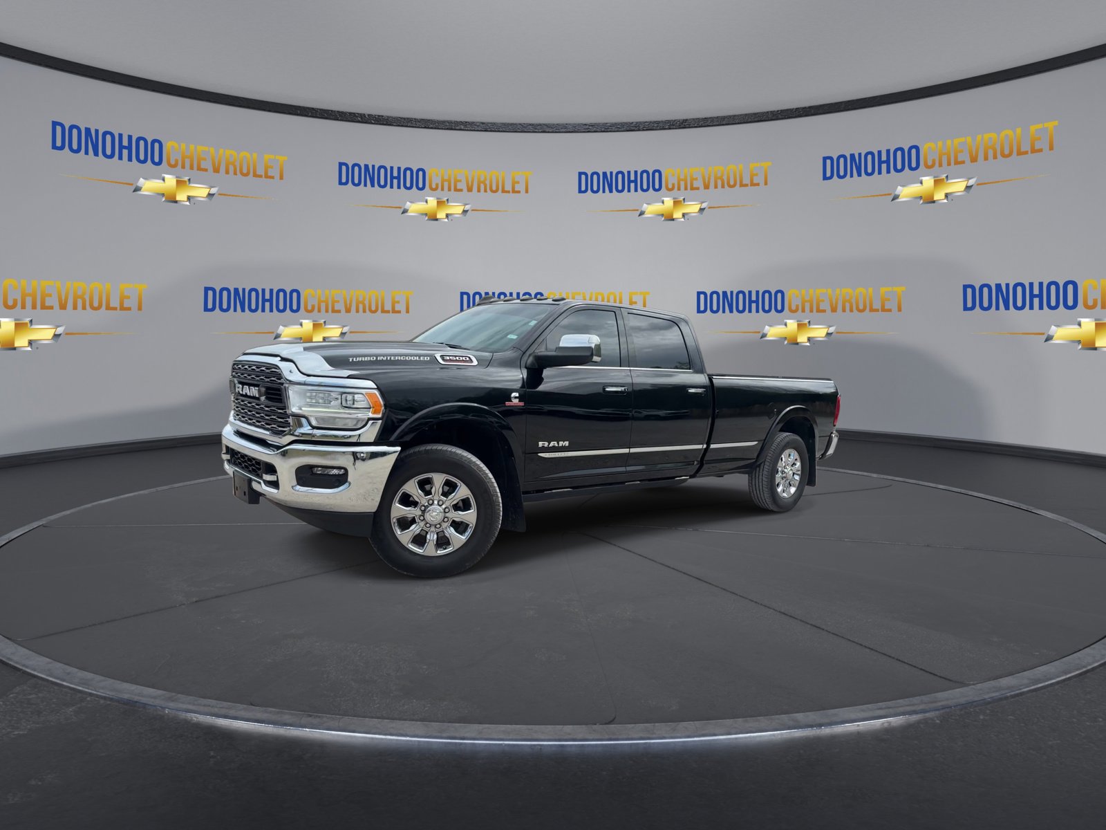 Used 2022 RAM 3500 Limited image 7