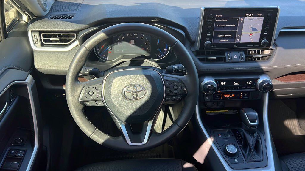 Used 2021 Toyota RAV4 Limited AWD/4WD image 12