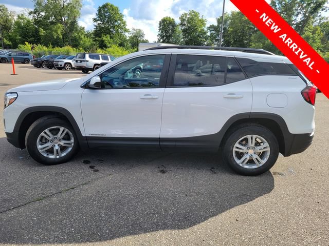 Used 2021 GMC Terrain SLE w/ Driver Convenience Package AWD/4WD image 6