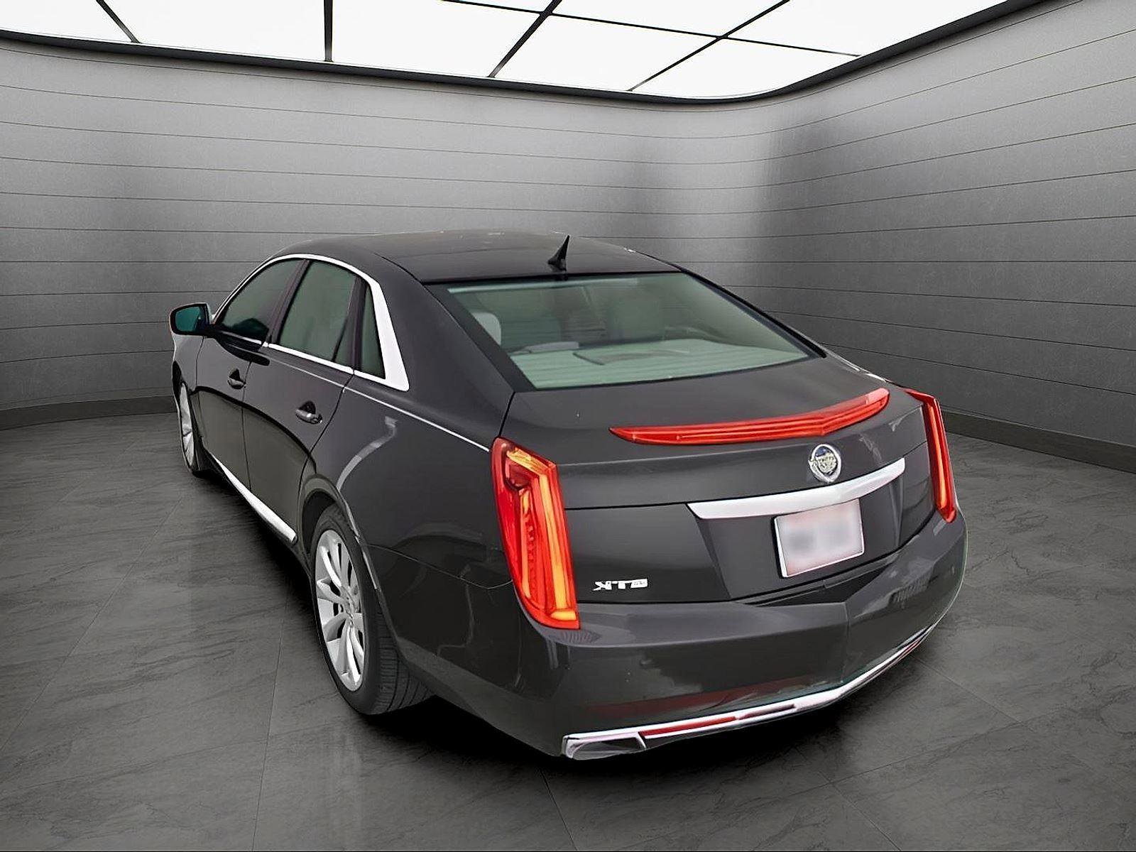 Used 2015 Cadillac XTS Luxury w/ Driver Awareness Package image 8