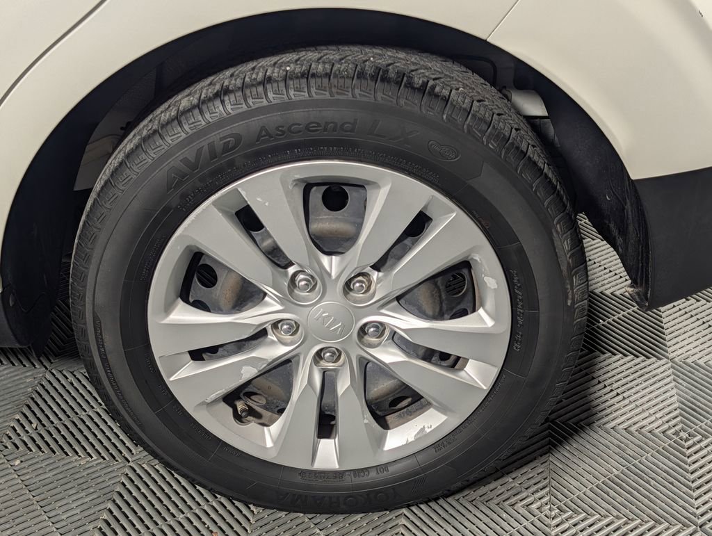 Used 2021 Kia Soul LX image 18