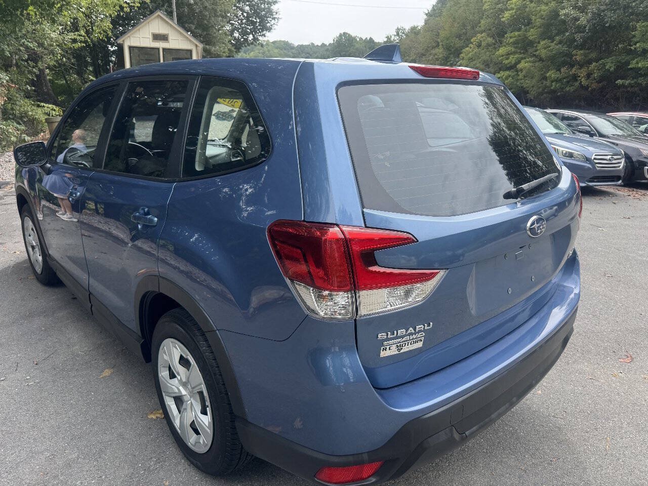 Used 2023 Subaru Forester AWD/4WD image 5