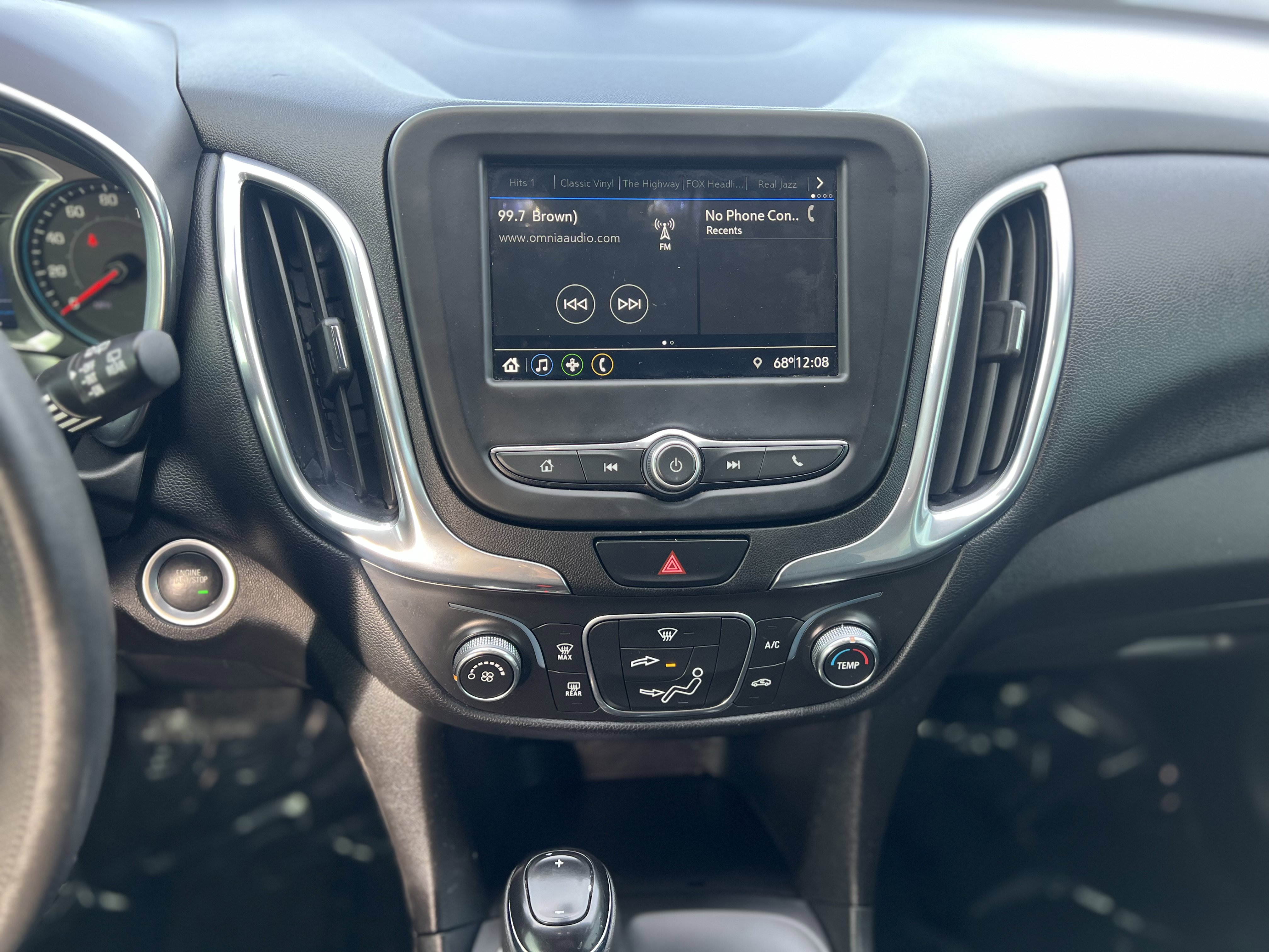 Used 2020 Chevrolet Equinox LT FWD image 14