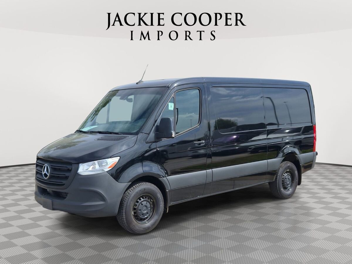 New 2024 Mercedes-Benz Sprinter 144 Cargo