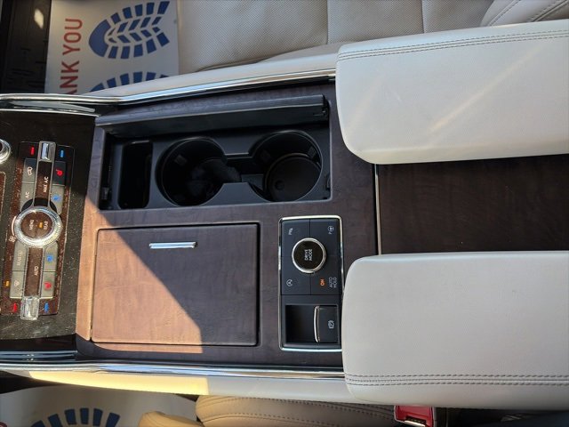 Used 2020 Lincoln Navigator Reserve w/ Luxury Package image 25