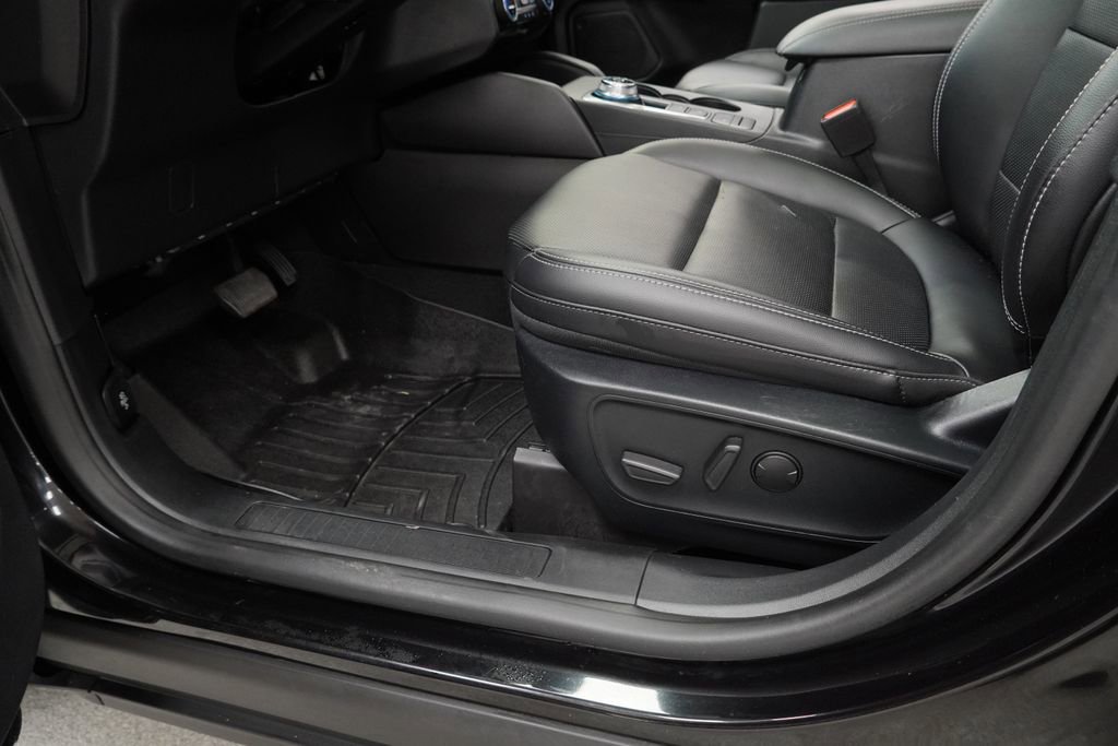 Used 2021 Ford Escape SEL w/ Technology Package image 42