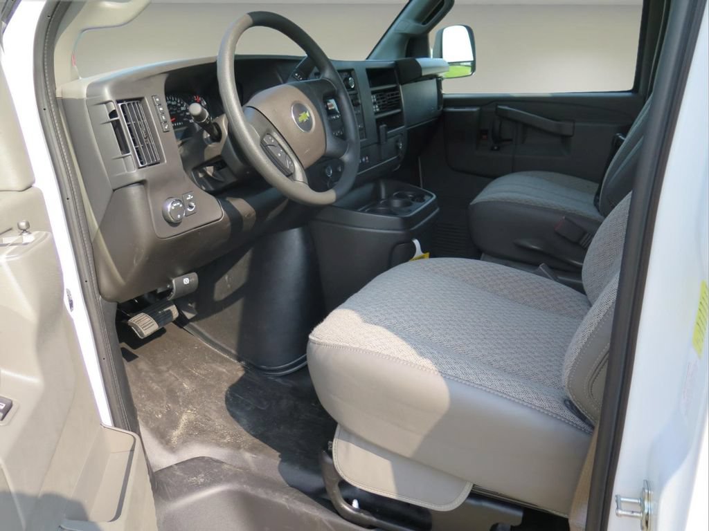 New 2026 Chevrolet Express 2500 Extended w/ Driver Convenience Package RWD image 8