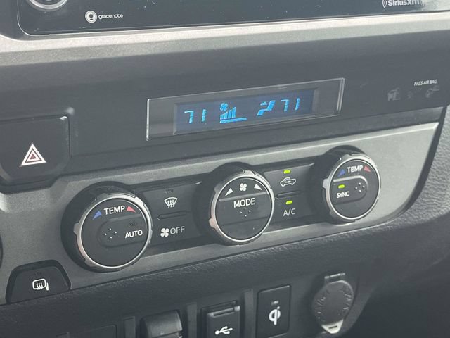Used 2022 Toyota Tacoma TRD Off-Road AWD/4WD image 30