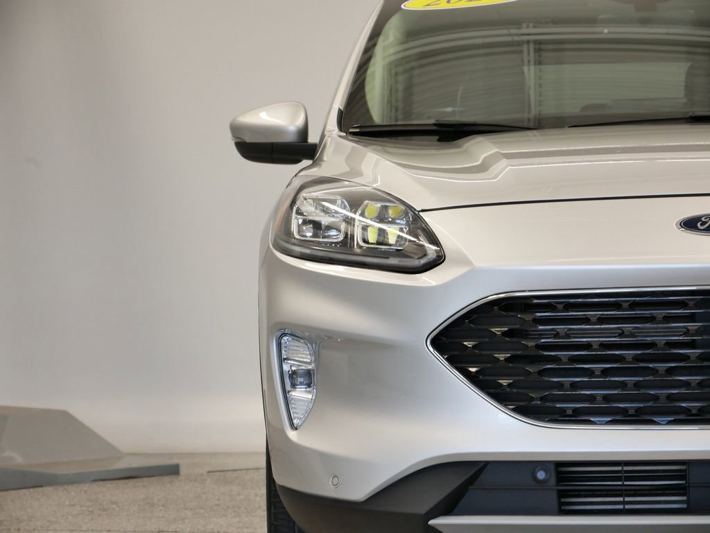 Used 2020 Ford Escape Titanium image 54
