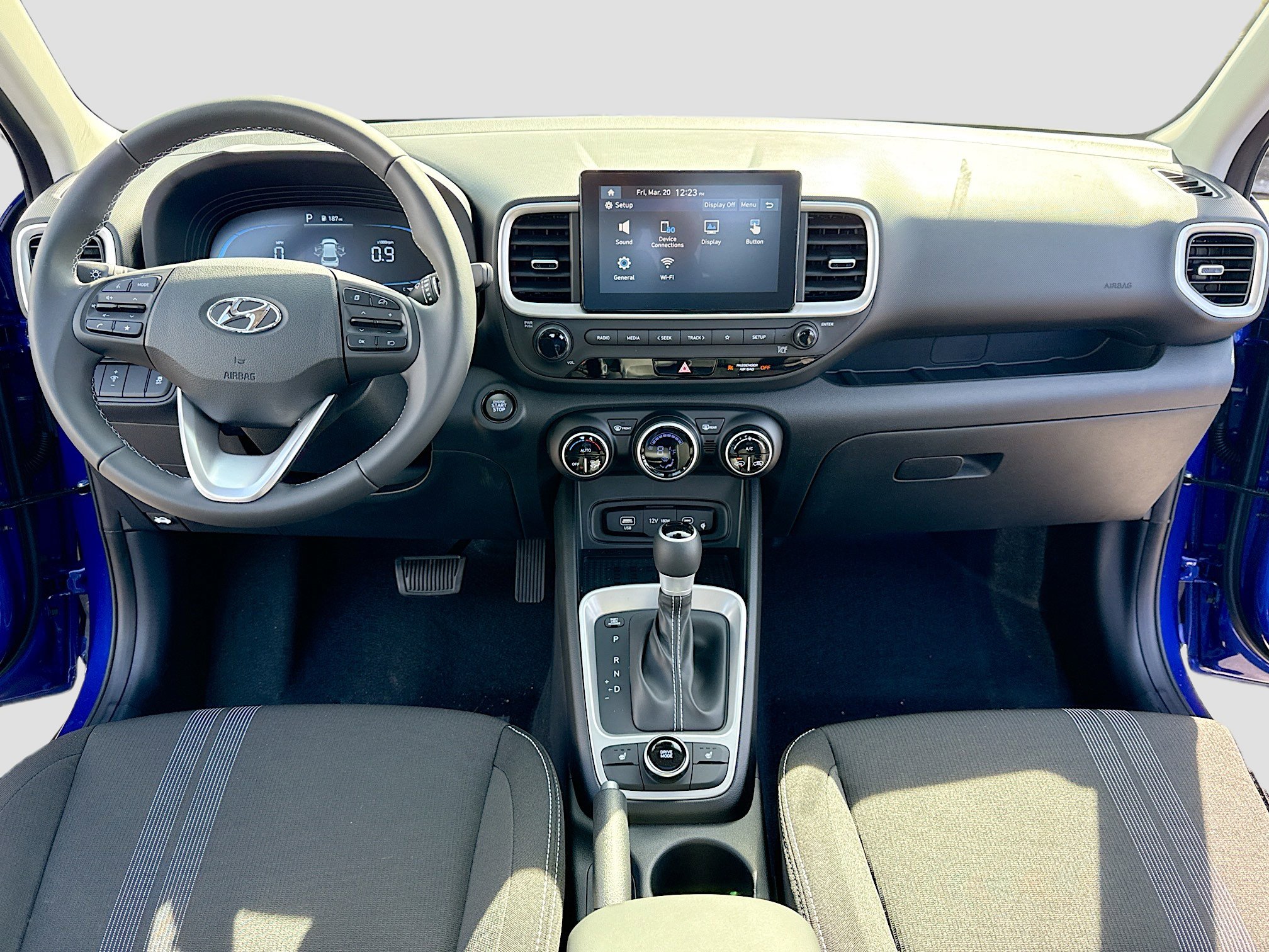 New 2026 Hyundai Venue SEL image 3