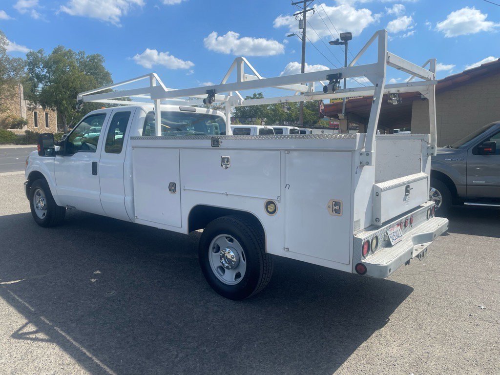 Used 2015 Ford F350 XL w/ Power Equipment Group image 3
