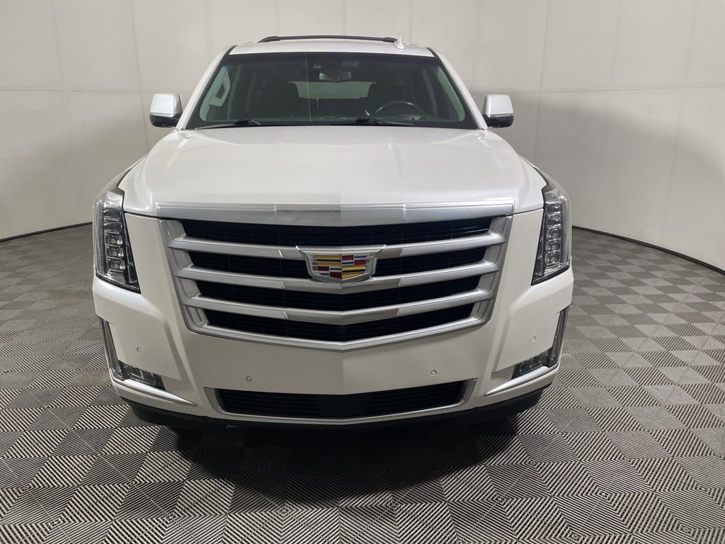 Used 2019 Cadillac Escalade Premium Luxury AWD/4WD image 3