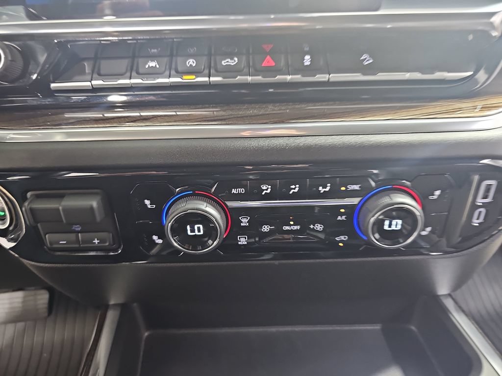 Certified 2026 Chevrolet Silverado 1500 RST AWD/4WD image 28