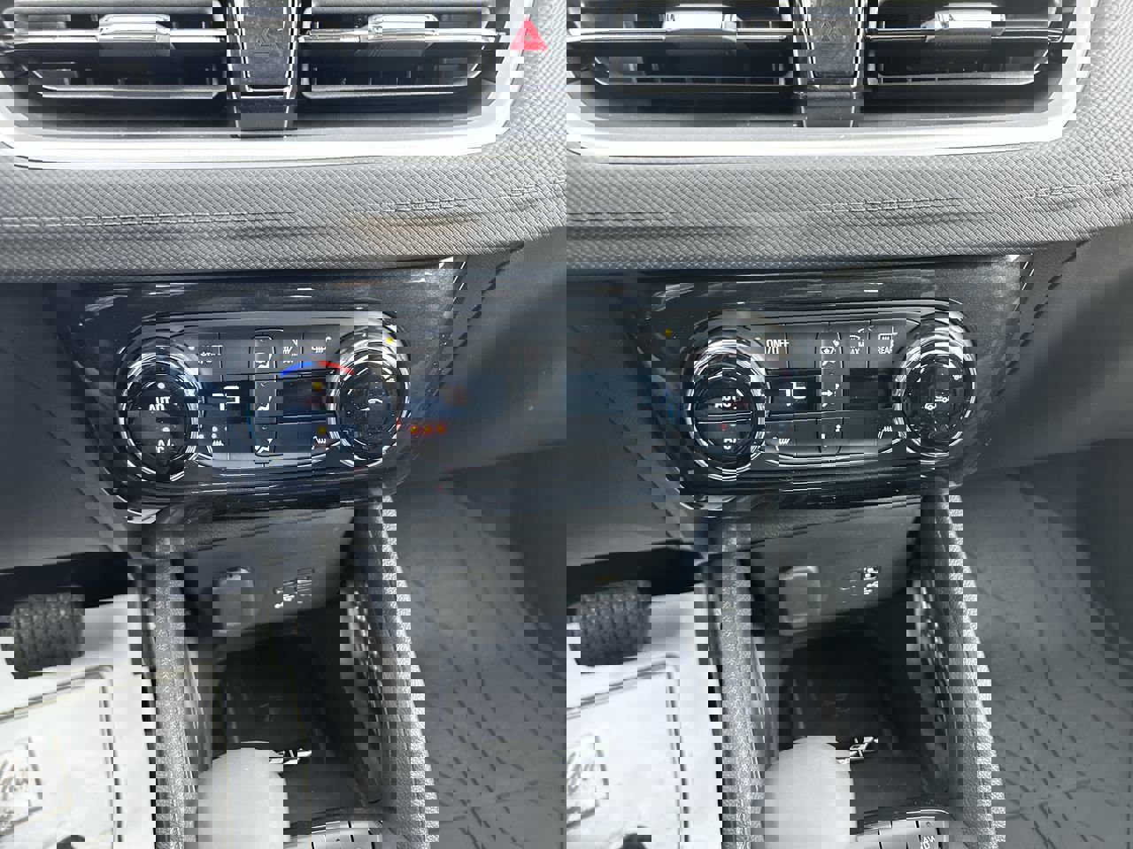 New 2026 Chevrolet TrailBlazer LT w/ Convenience Package image 28