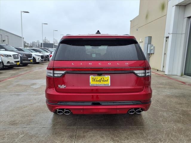 New 2025 Lincoln Aviator 2WD w/ Jet Appearance Package image 15