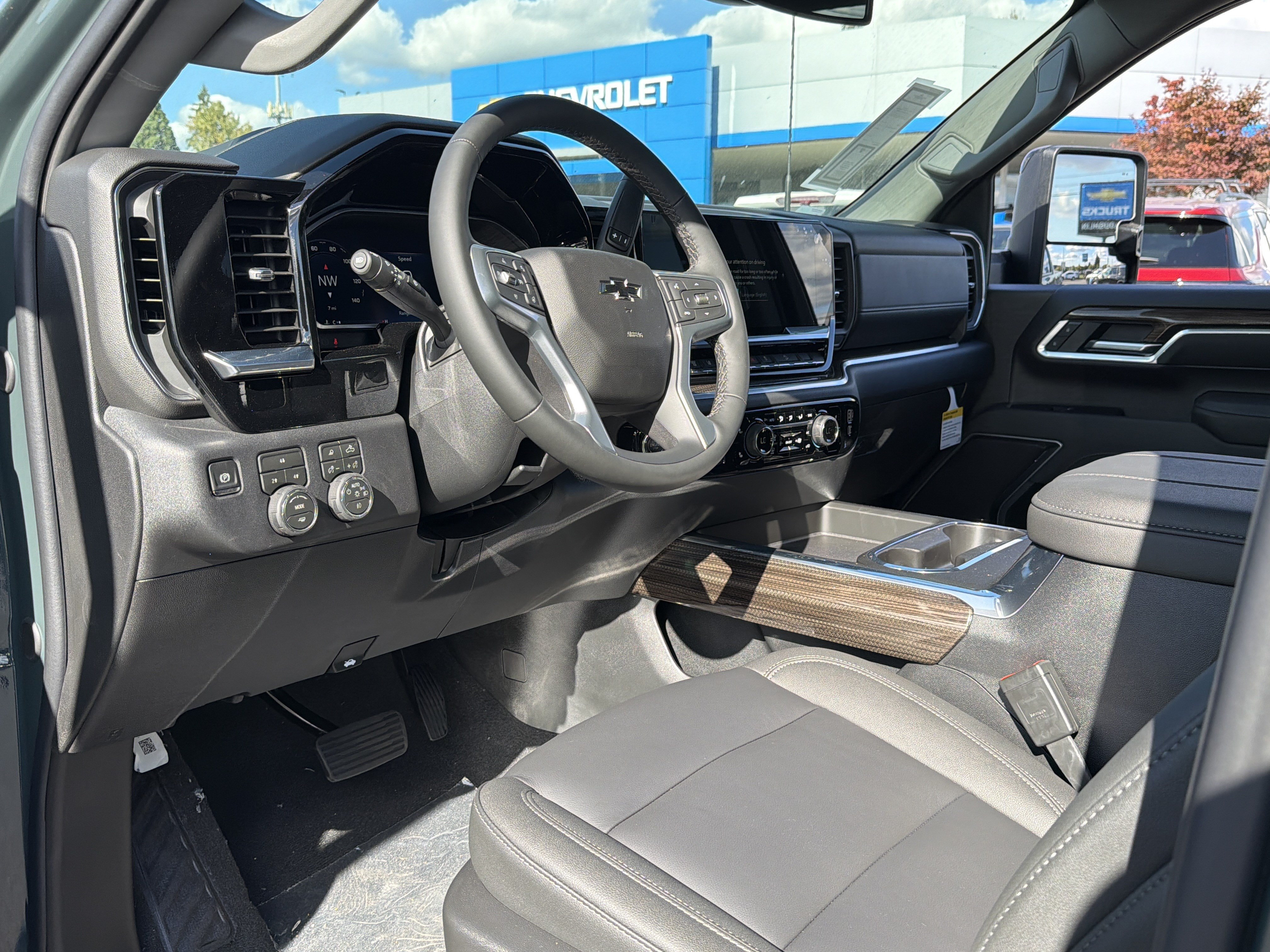 New 2026 Chevrolet Silverado 3500 LT w/ Trail Boss Package AWD/4WD image 9
