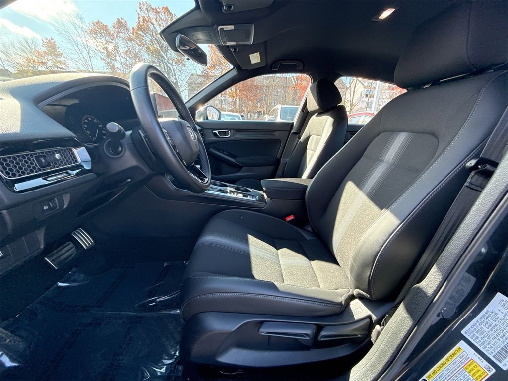 Used 2025 Honda Civic Sport image 13