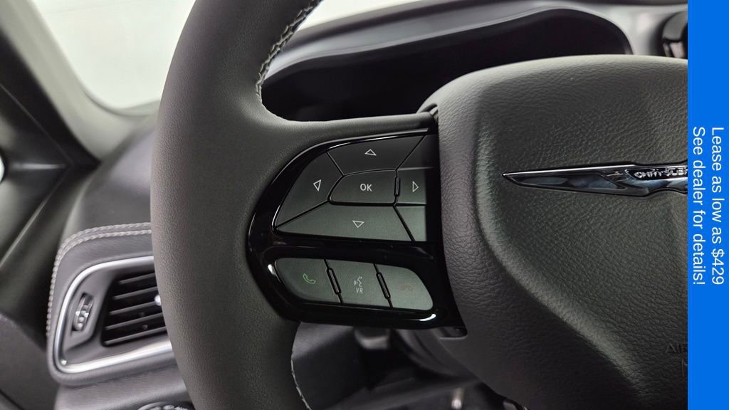 New 2026 Chrysler Pacifica Limited FWD image 17