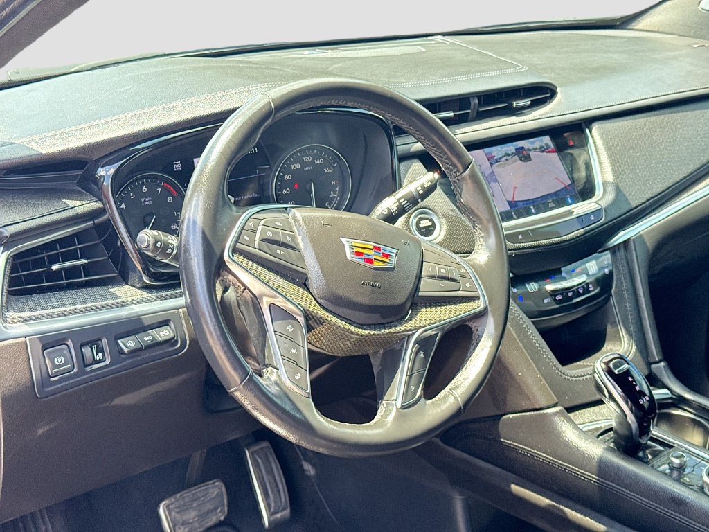Used 2024 Cadillac XT5 Sportv w/ Technology Package AWD/4WD image 9