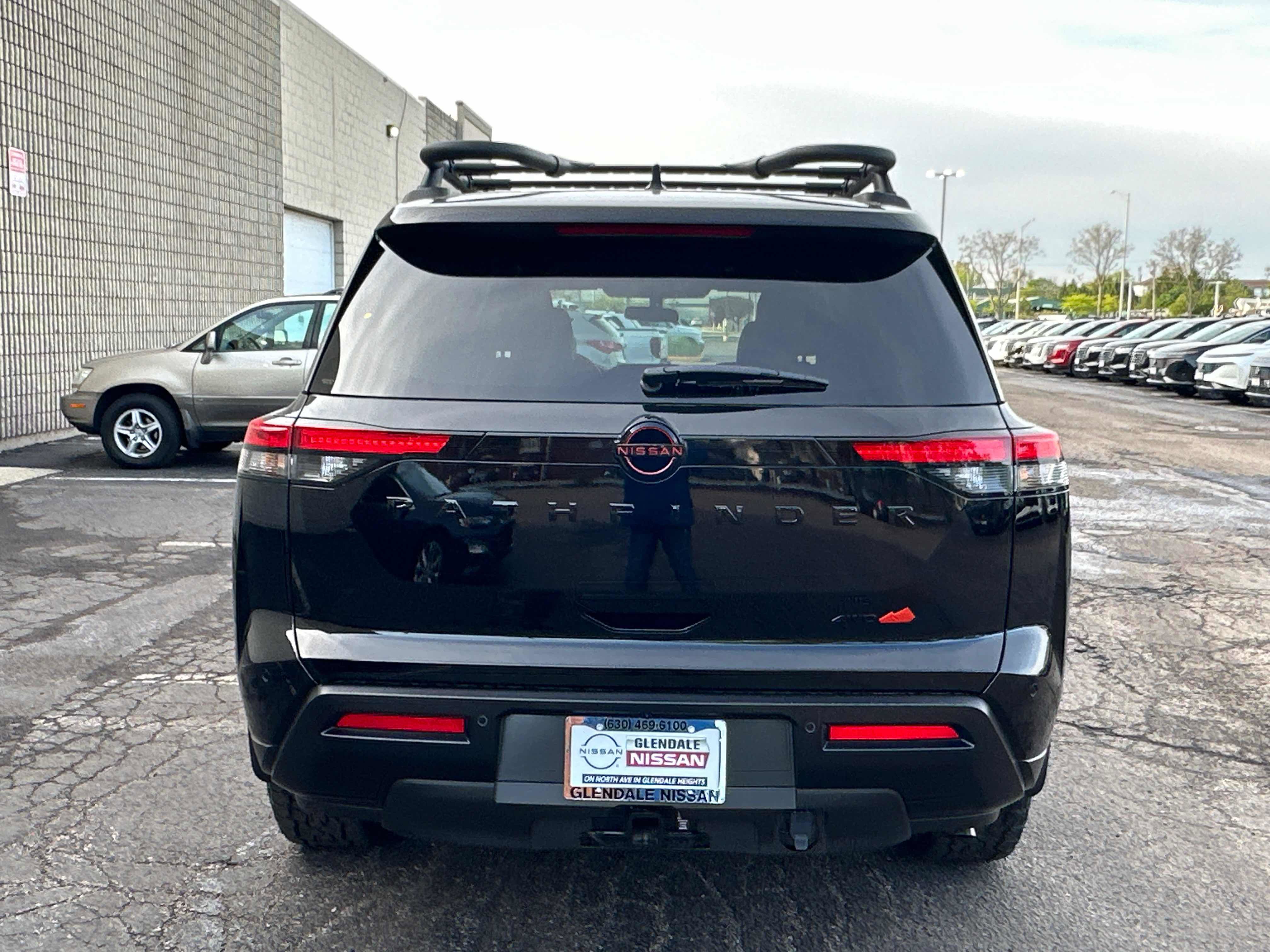 New 2026 Nissan Pathfinder Rock Creek w/ Rock Creek Premium Package AWD/4WD image 5