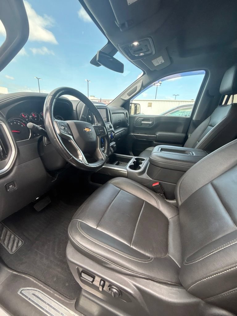 Used 2021 Chevrolet Silverado 1500 LTZ AWD/4WD image 12