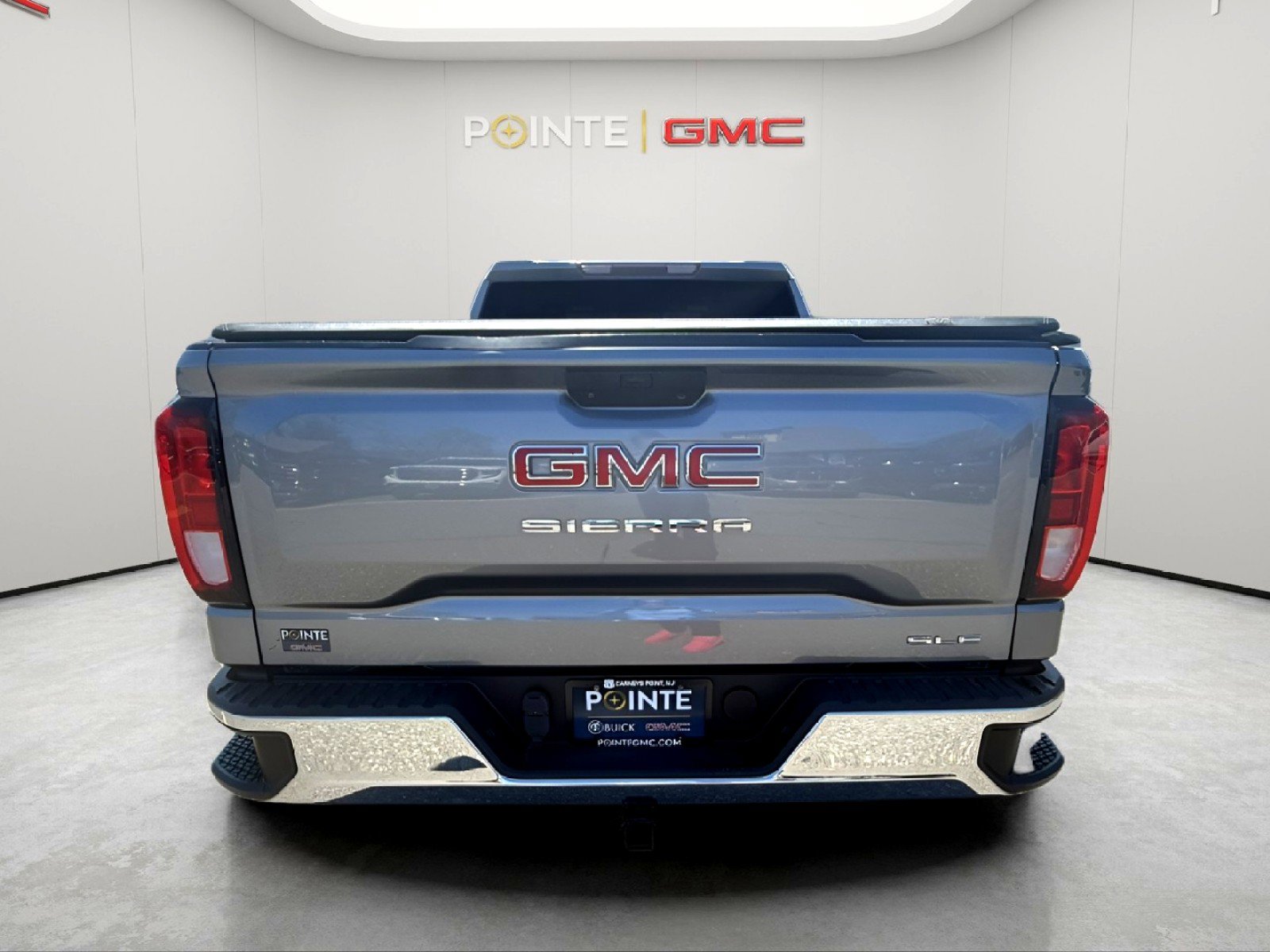 Used 2021 GMC Sierra 1500 SLE AWD/4WD image 6