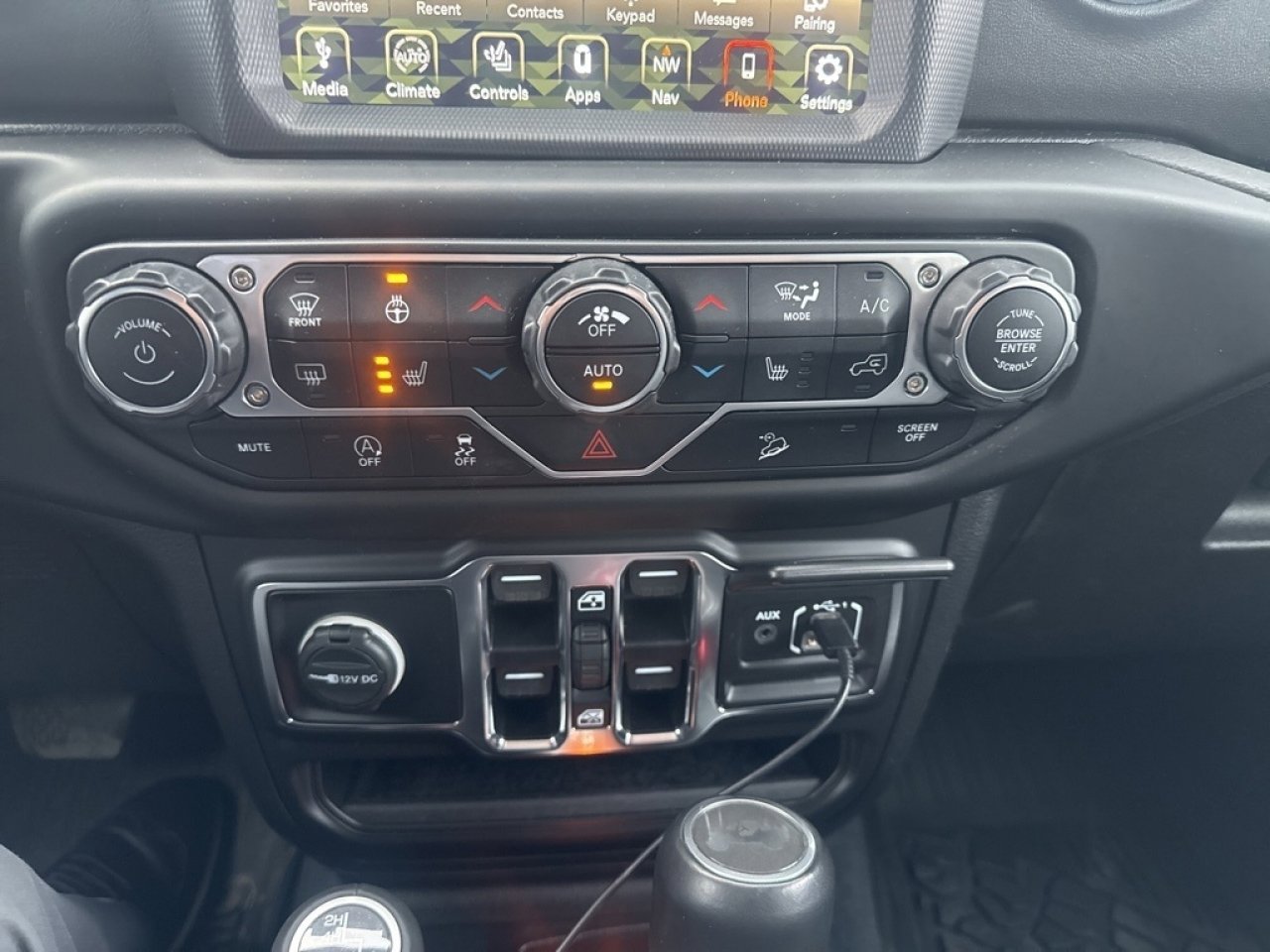 Used 2021 Jeep Wrangler Unlimited Sahara image 24