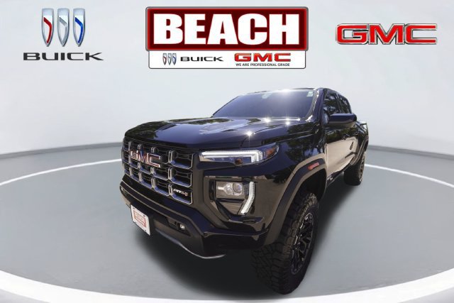Used 2026 GMC Canyon AT4 w/ Technology Plus Package AWD/4WD image 7