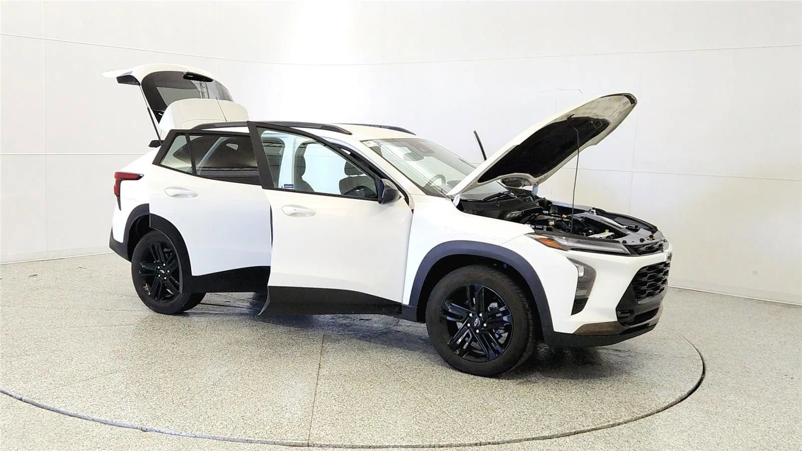 Used 2025 Chevrolet Trax ACTIV w/ Driver Confidence Package FWD image 9