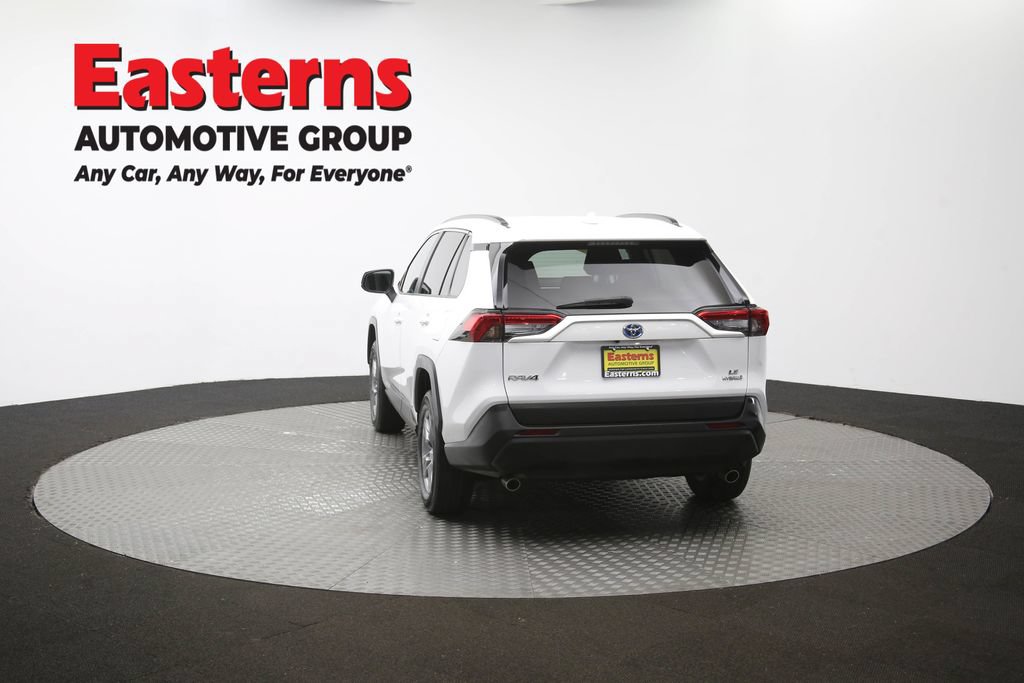 Used 2022 Toyota RAV4 LE AWD/4WD image 37